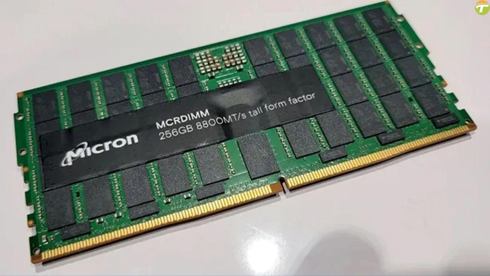 tek bir 256 gb ddr5 bellek modulunun gorunumu HRvOcEZK